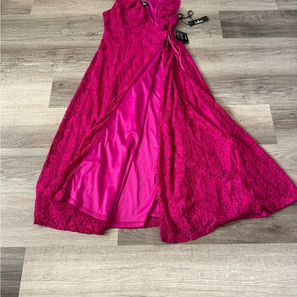 NWT Lulus Effortless elegance lace midi wrap dress magenta large L - Picture 7 of 9